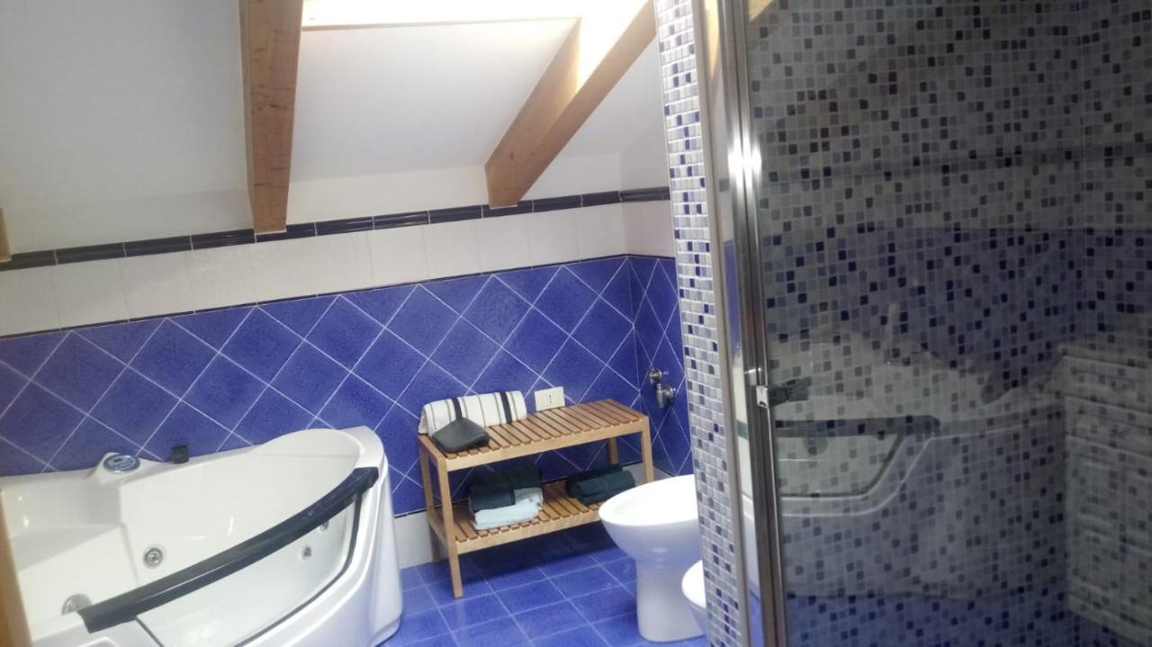 Il Cielo In Una Stanza Hotel Giulianova Bagian luar foto