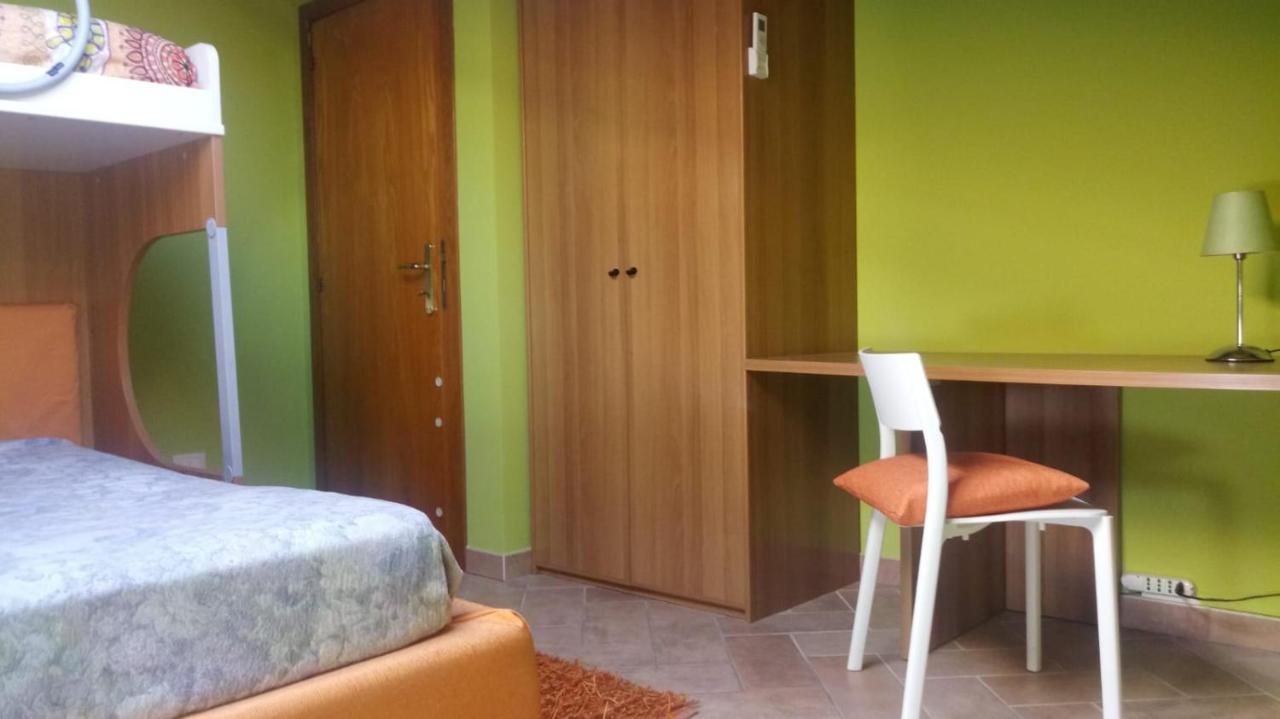 Il Cielo In Una Stanza Hotel Giulianova Bagian luar foto